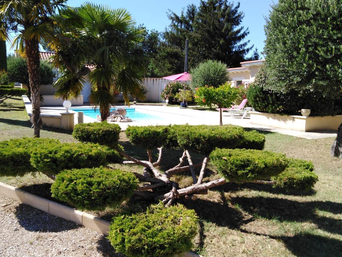 Coeuraccords, Spa & Bien-Etre Au Calme Naturiste Toute L'Annee Saint-Bardoux Luaran gambar