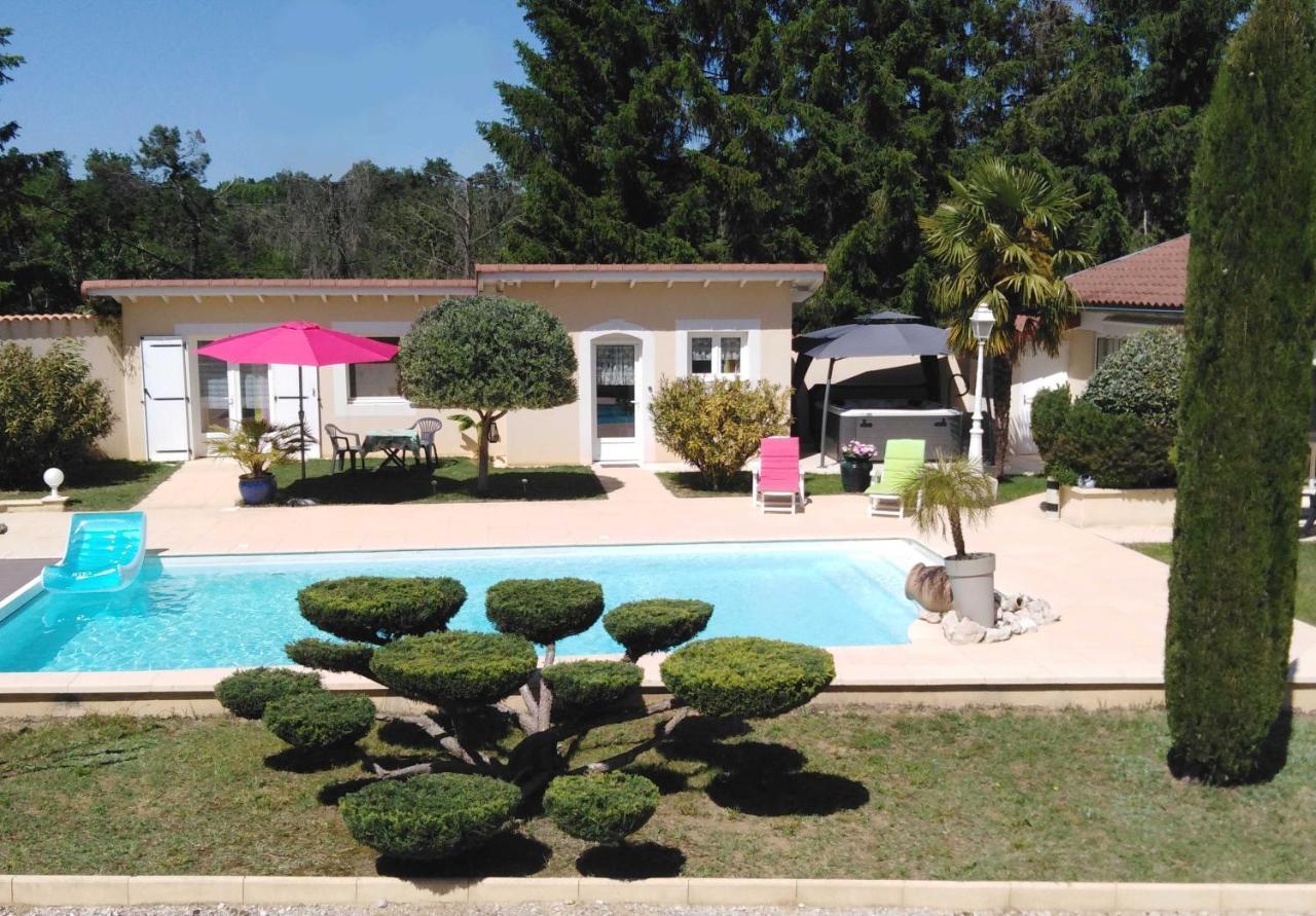 Coeuraccords, Spa & Bien-Etre Au Calme Naturiste Toute L'Annee Saint-Bardoux Luaran gambar